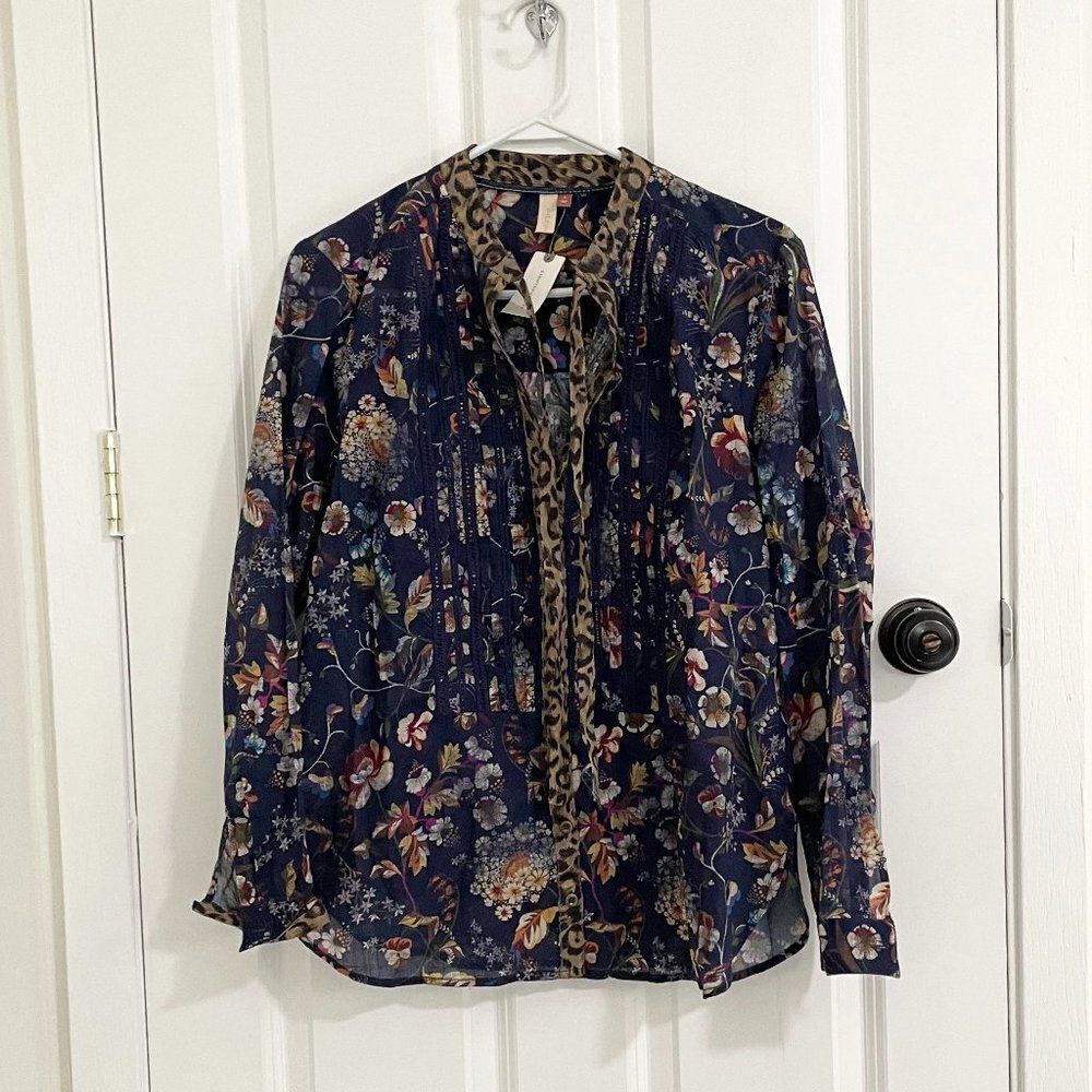 Women Anthropologie Pilcro Ladder Lace Floral Tunic Blouse in Navy Blue Small - Picture 2 of 14